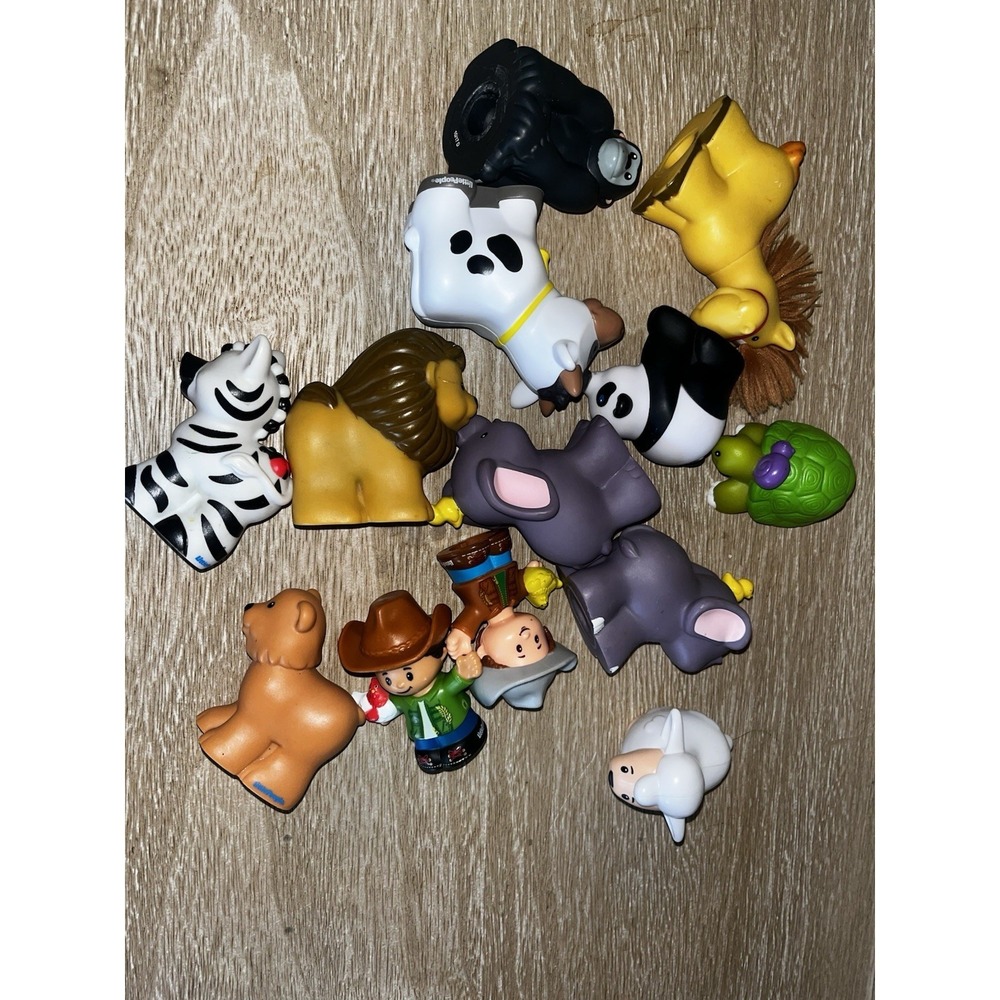 Fisher Price Little People Lot of 13 Good  Condition